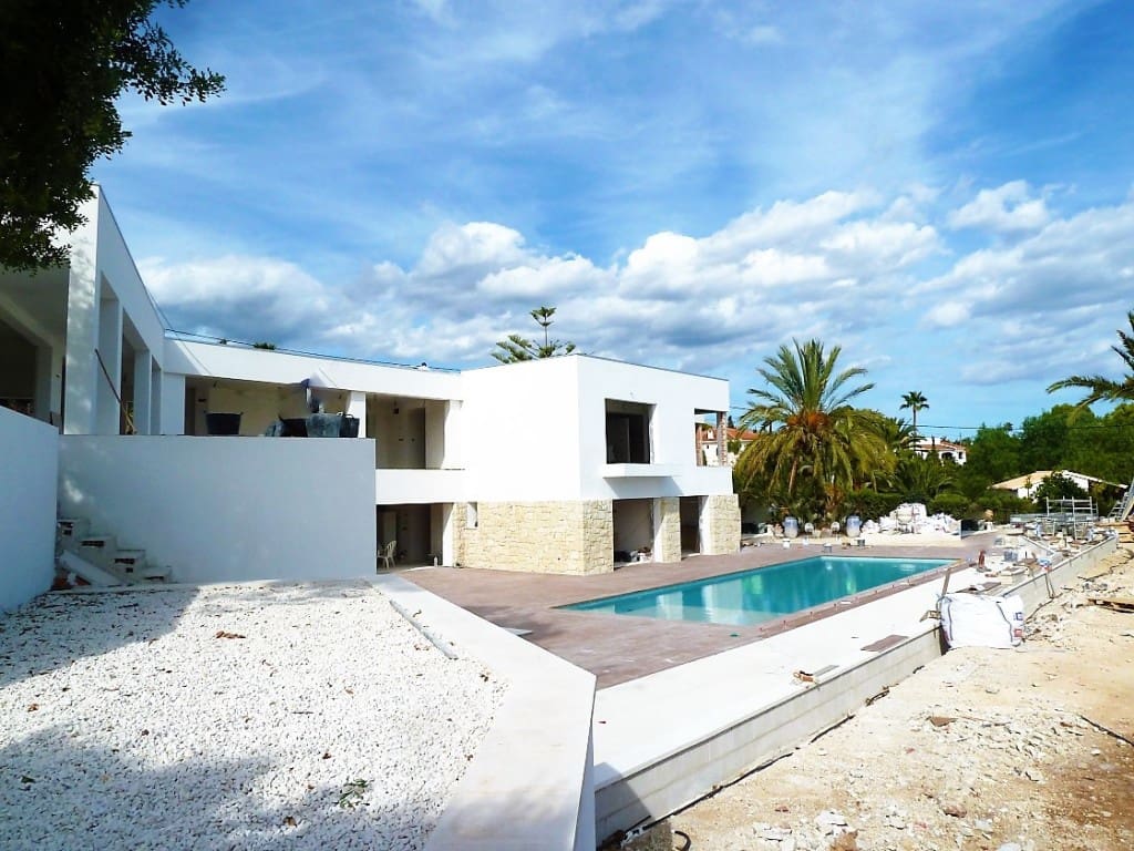 5 bedroom Villa for sale in Altea with pool - € 2,250,000 (Ref: 5669421)