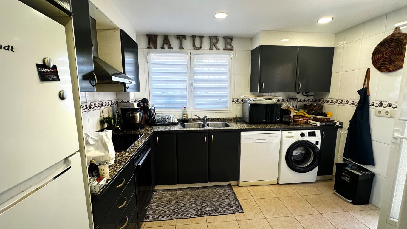 2 slaapkamer Villa te koop in La Nucia met zwembad - € 679.000 (Ref: 6322914)