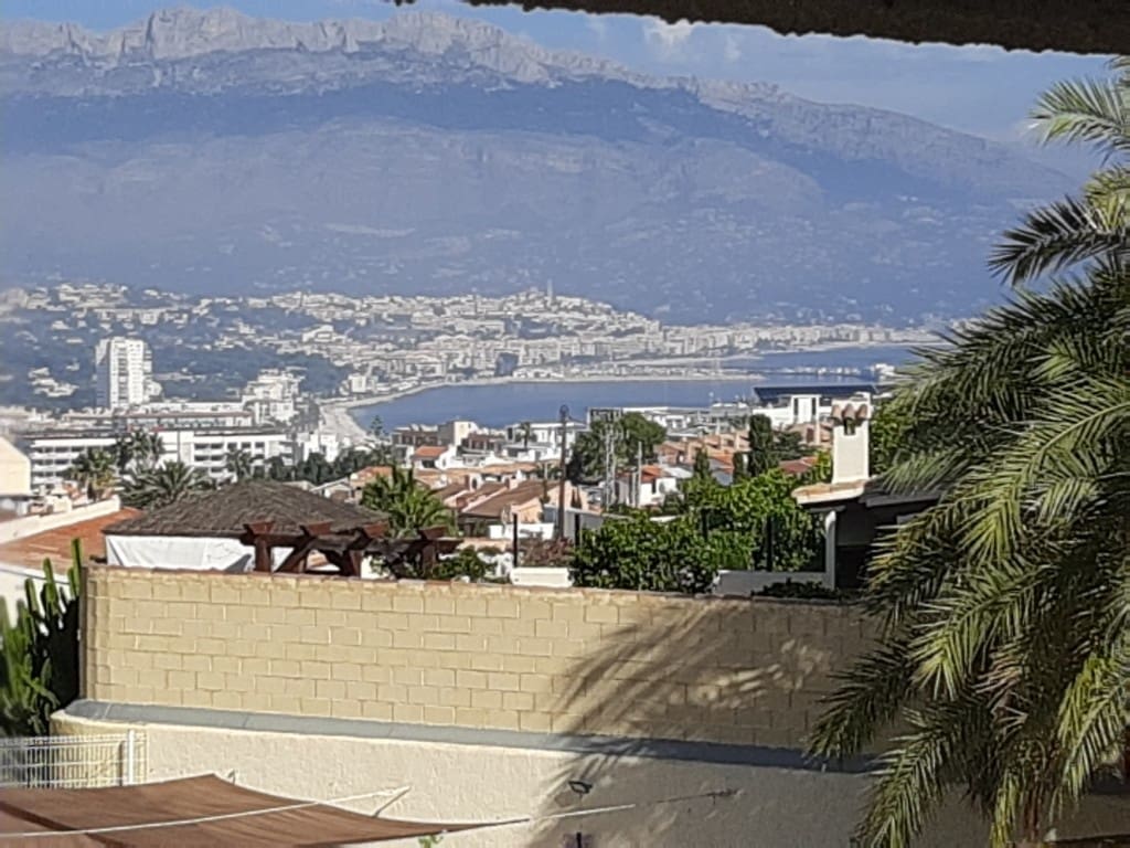 4 bedroom Villa for sale in Albir with pool - € 1,450,000 (Ref: 6974988)