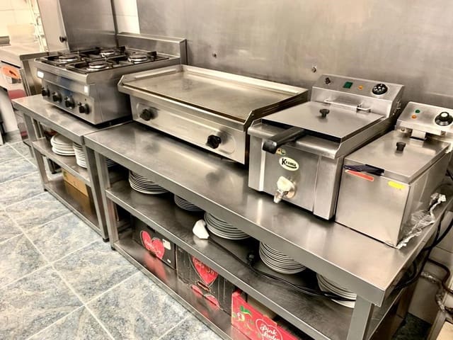 Komercyjne na sprzedaż w Albir, Alfaz del Pi / L'Alfàs del Pi - 139 000 € (Ref: 7299314)