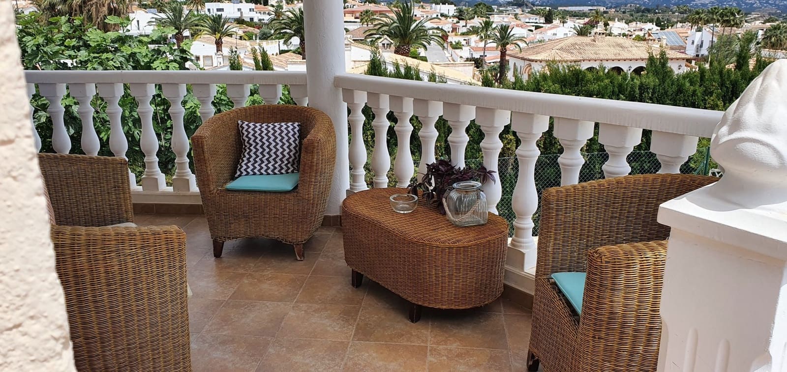 5 bedroom Villa for sale in Alfaz del Pi / L'Alfas del Pi with pool - € 550,000 (Ref: 7301243)