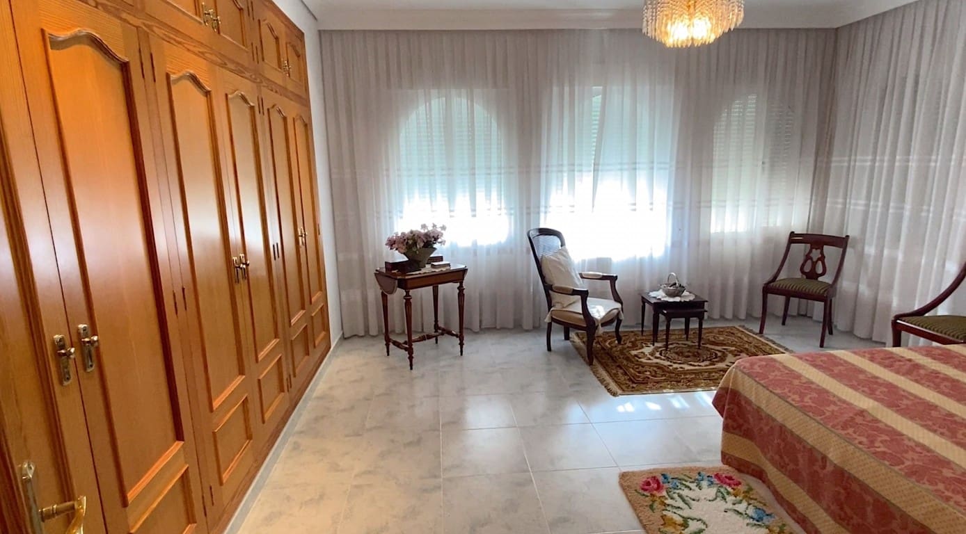 8 bedroom Villa for sale in Altea with pool - € 4,200,000 (Ref: 7393470)