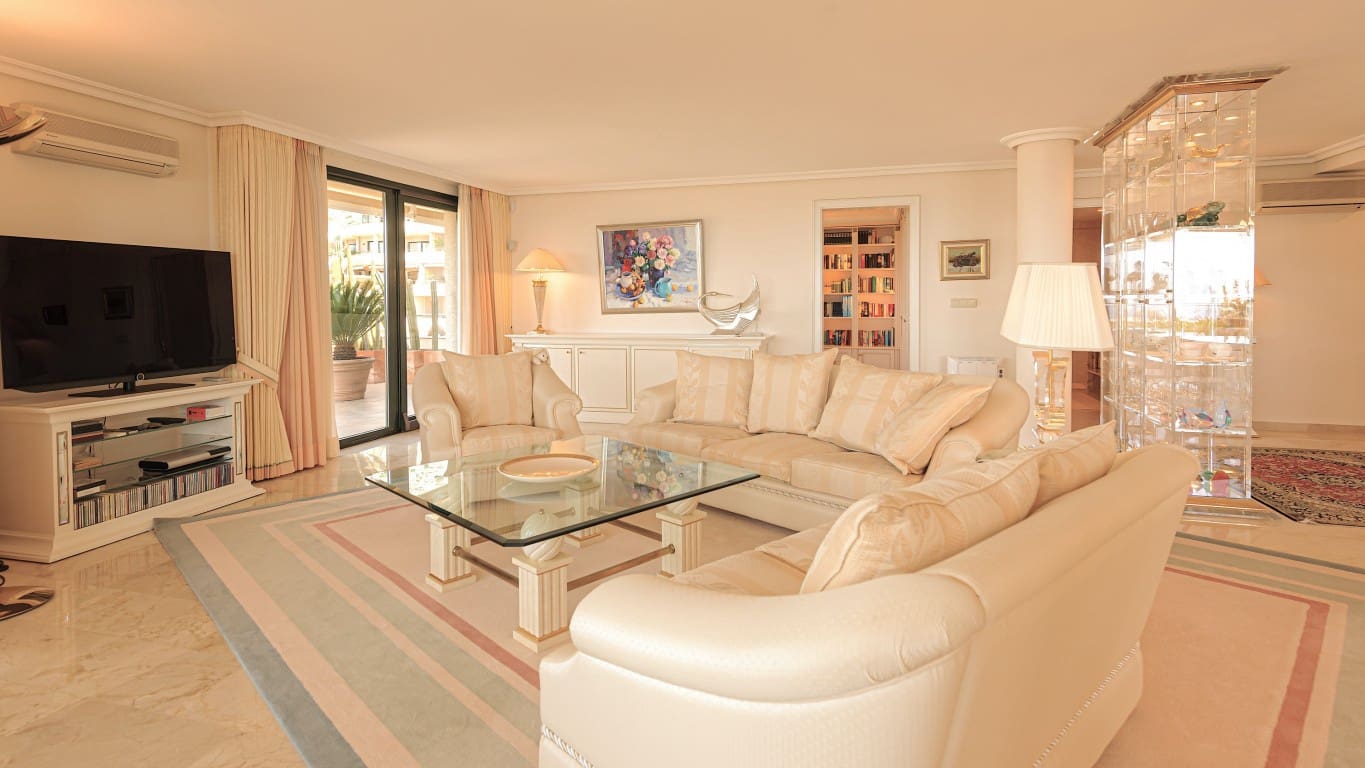 2 soveværelse Lejlighed til salg i Altea med swimmingpool - € 975.000 (Ref: 7571200)