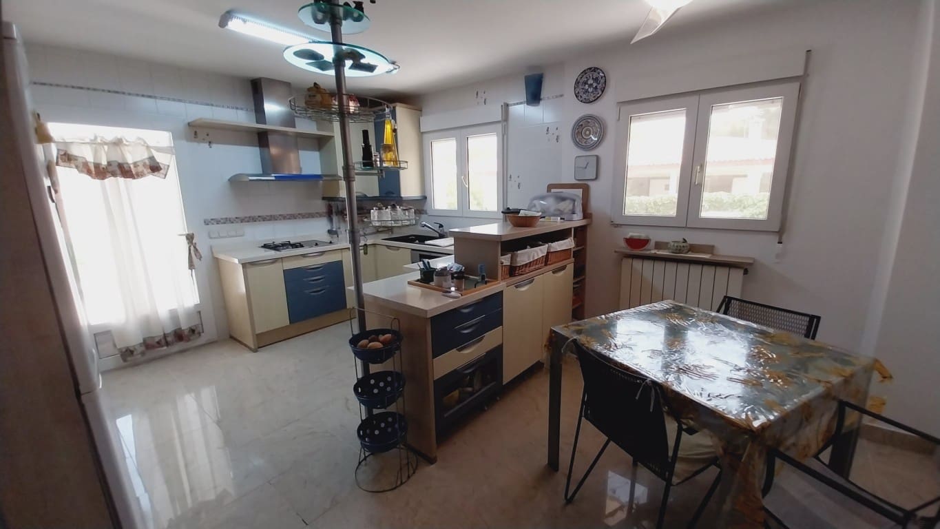 5 soveværelse Villa til salg i Benidorm med swimmingpool - € 735.000 (Ref: 7682666)