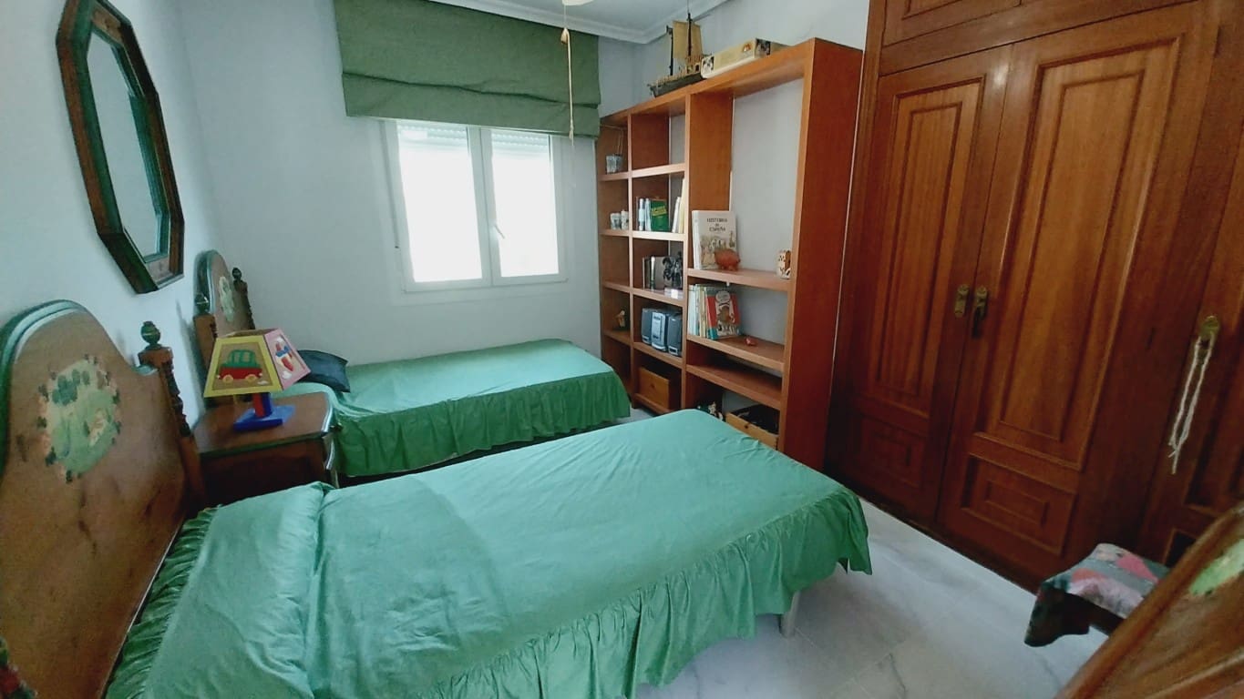 5 soveværelse Villa til salg i Benidorm med swimmingpool - € 735.000 (Ref: 7682666)