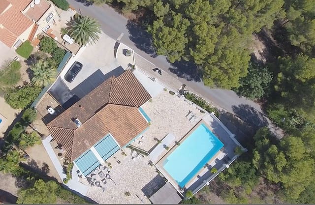 4 soverom Villa til salgs i Barranco Hondo, La Nucia med svømmebasseng - € 595 000 (Ref: 7759848)