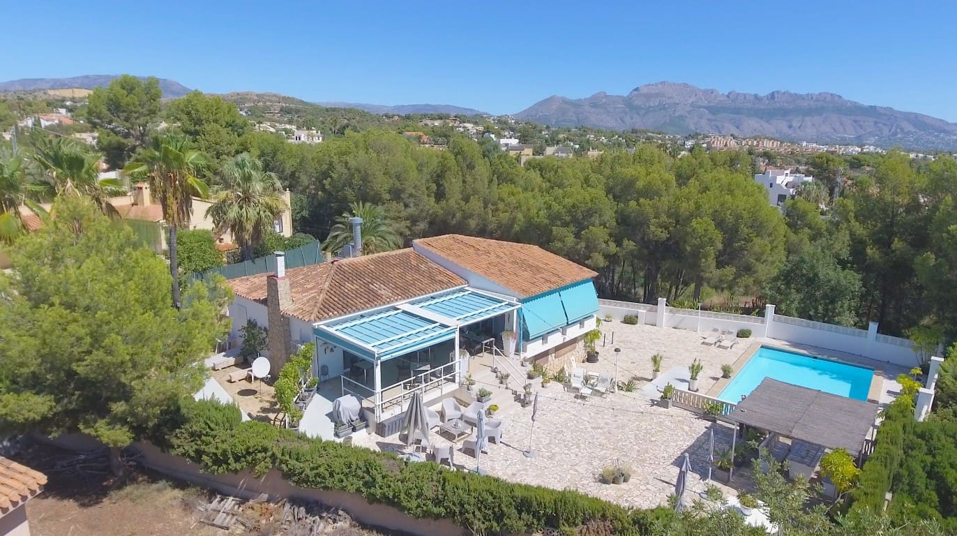 4 Zimmer Villa zu verkaufen in Barranco Hondo mit Pool - 595.000 € (Ref: 7759848)