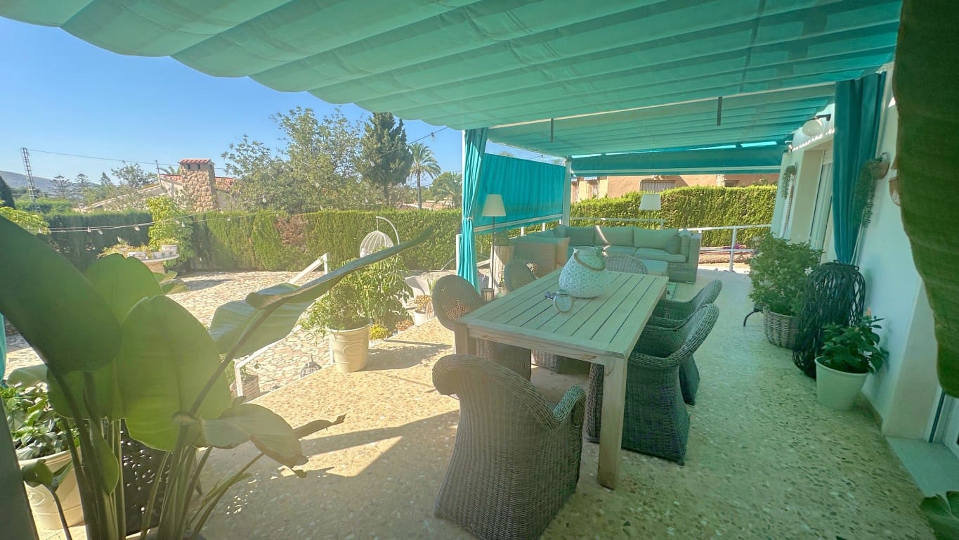 4 Zimmer Villa zu verkaufen in Barranco Hondo mit Pool - 595.000 € (Ref: 7759848)