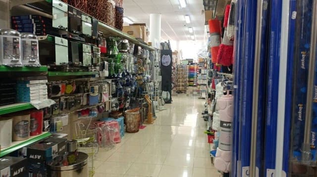 Commercial for sale in Albir, Alfaz del Pi / L'Alfàs del Pi - € 2,800,000 (Ref: 7799311)