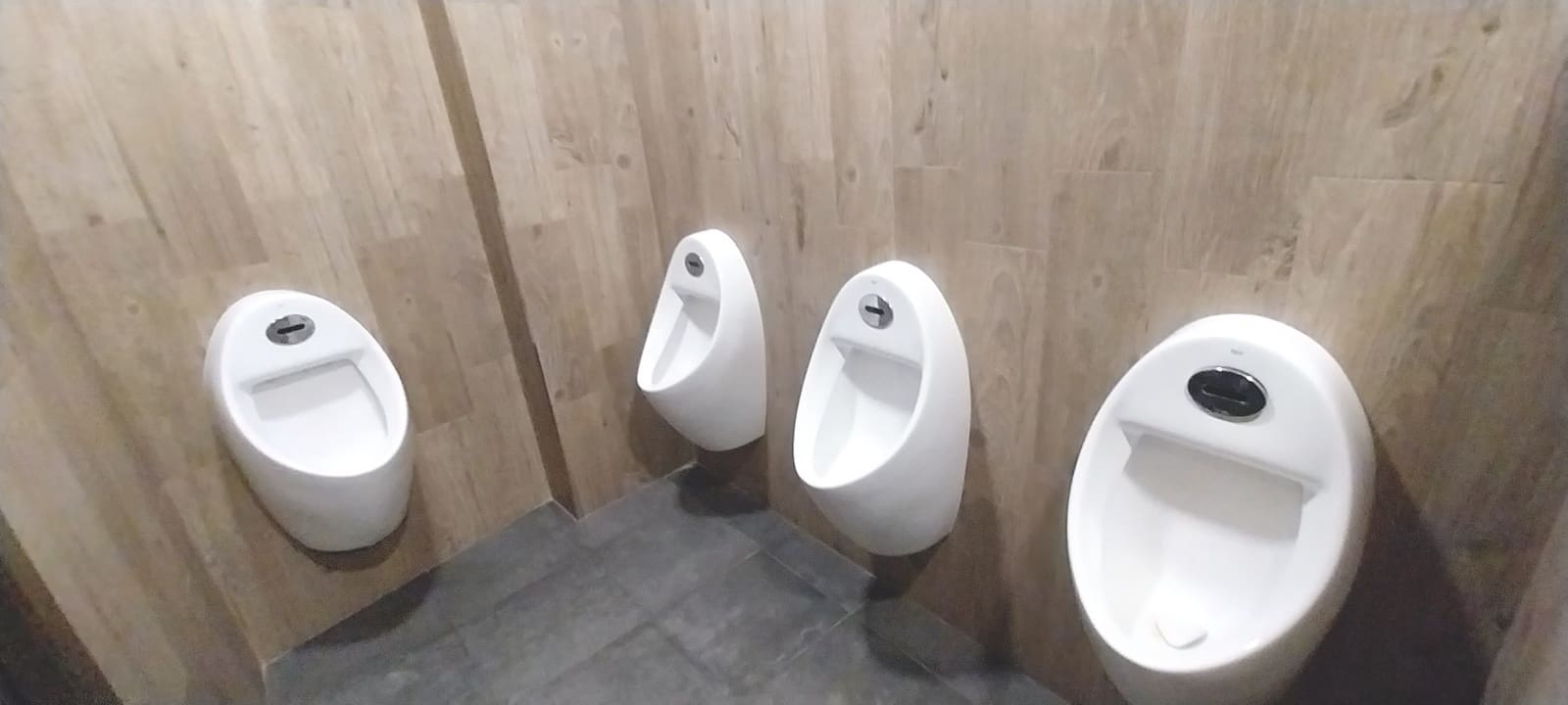 Kommersiell til salgs i Albir - € 1 200 000 (Ref: 7802479)