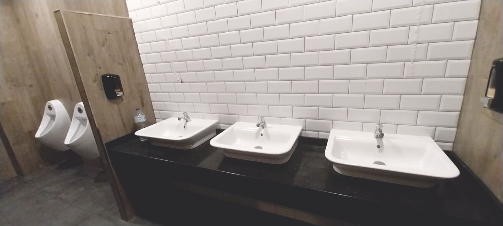 Kommersiell til salgs i Albir - € 1 200 000 (Ref: 7802479)