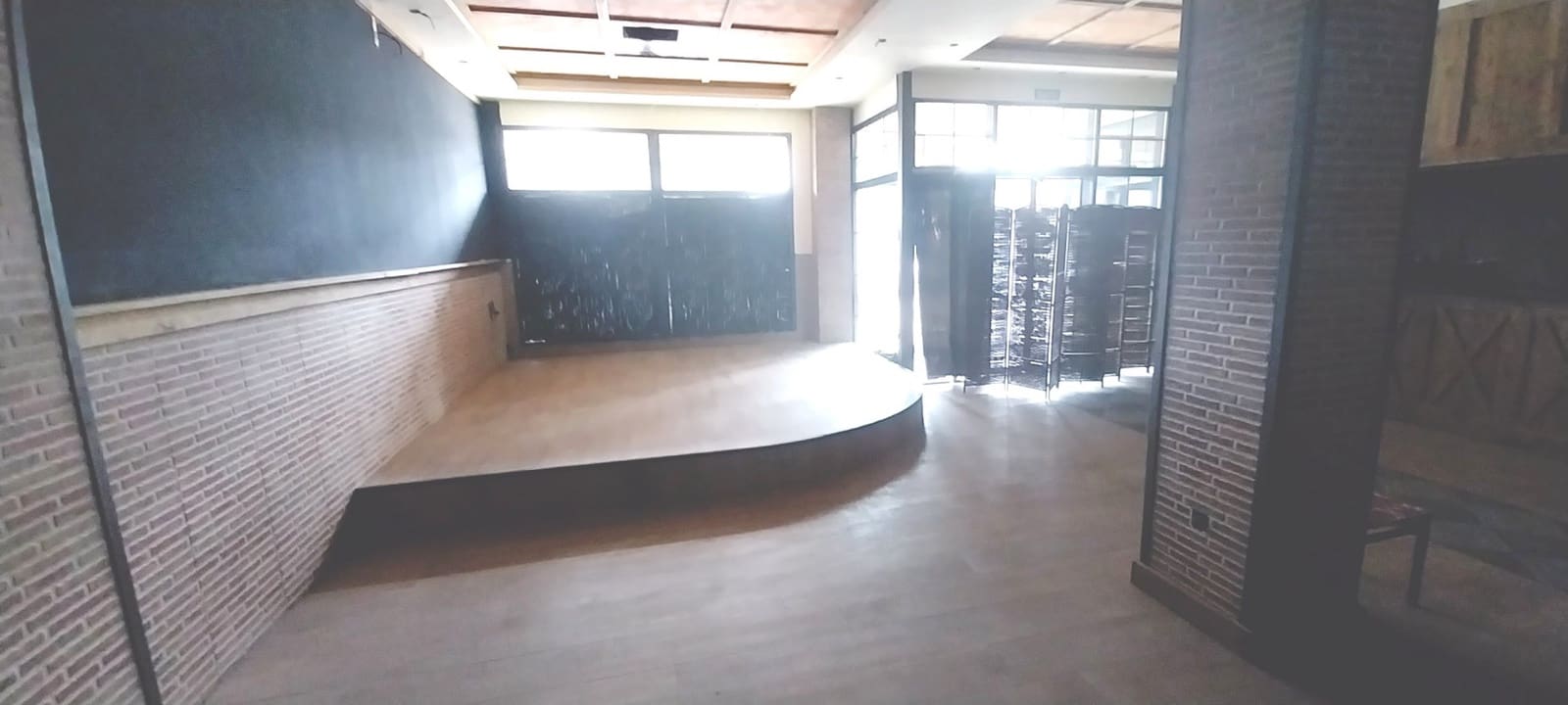 Kommersiell til salgs i Albir - € 1 200 000 (Ref: 7802479)