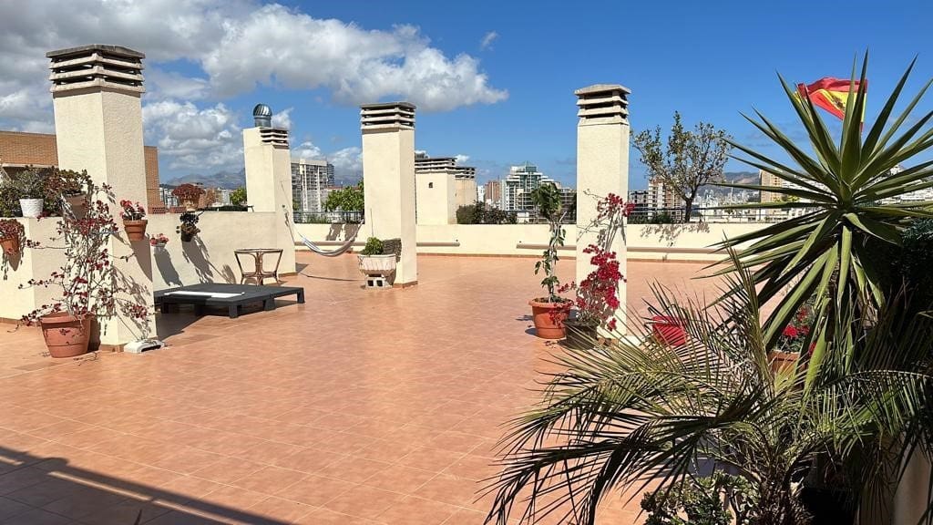 3 sypialnia Apartament na sprzedaż w Cala de Finestrat z basenem - 566 000 € (Ref: 7809157)