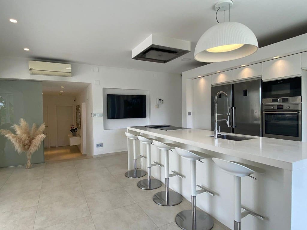 5 camera da letto Villa in vendita in La Nucia con piscina - 695.000 € (Rif: 7851830)