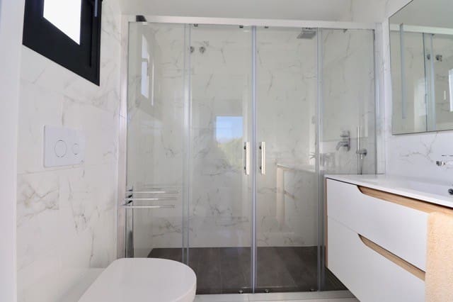 3 sovrum Villa till salu i La Nucia med pool - 495 000 € (Ref: 7929541)