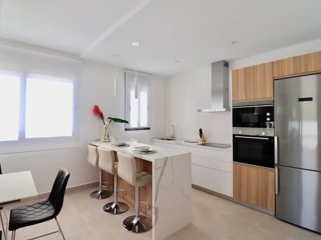 3 sovrum Villa till salu i La Nucia med pool - 495 000 € (Ref: 7929541)