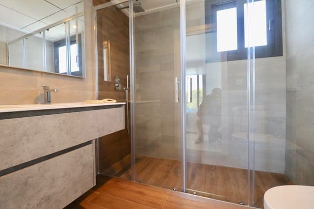 3 sovrum Villa till salu i La Nucia med pool - 495 000 € (Ref: 7929541)