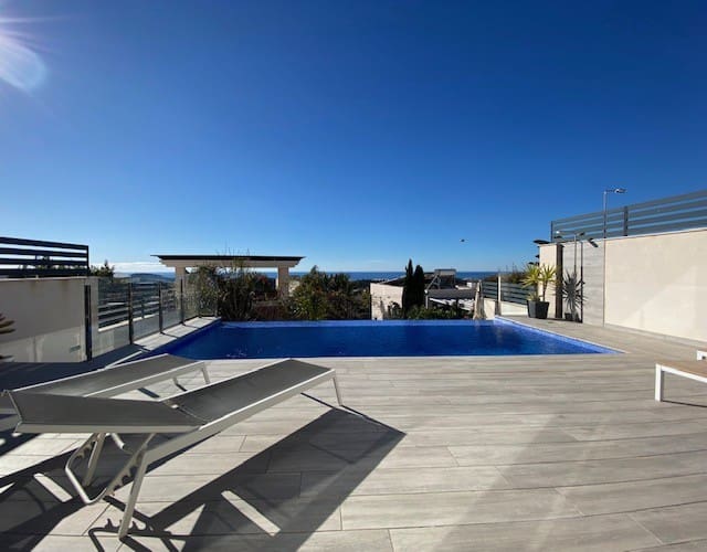 3 quarto Moradia para venda em Finestrat com piscina - 735 000 € (Ref: 8118172)