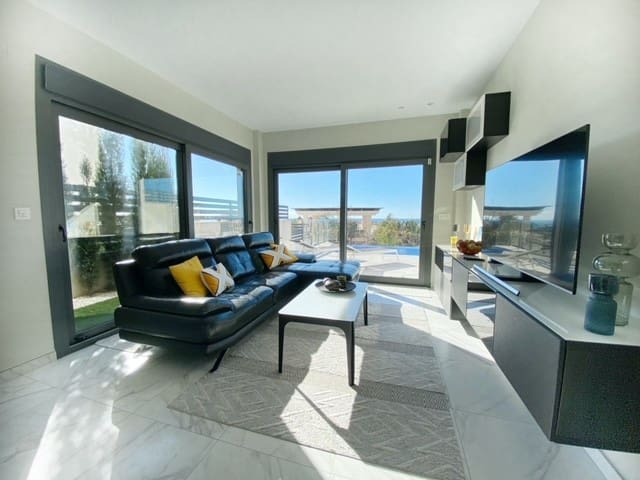 3 quarto Moradia para venda em Finestrat com piscina - 735 000 € (Ref: 8118172)