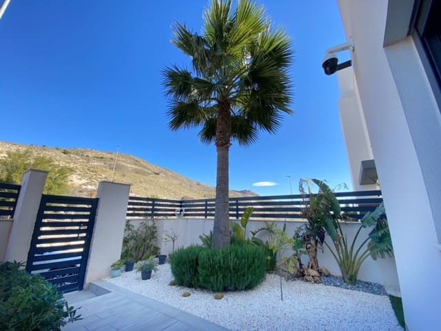 3 quarto Moradia para venda em Finestrat com piscina - 735 000 € (Ref: 8118172)