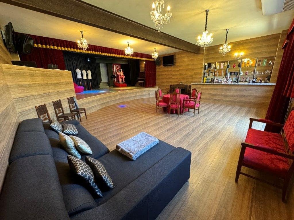 Villa te koop in Callosa d'En Sarria met zwembad - € 595.000 (Ref: 8176353)