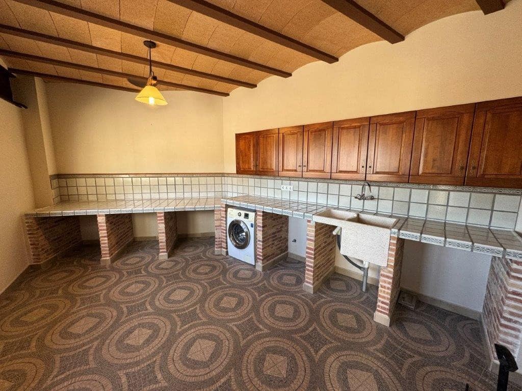 Villa te koop in Callosa d'En Sarria met zwembad - € 595.000 (Ref: 8176353)