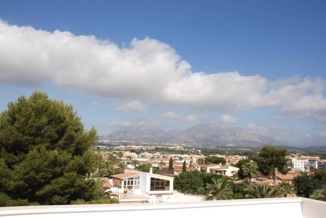 4 sypialnia Willa na sprzedaż w Albir z basenem - 990 000 € (Ref: 8253163)