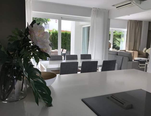 4 quarto Moradia para venda em Albir, Alfaz del Pi / L'Alfàs del Pi com piscina - 990 000 € (Ref: 8253163)