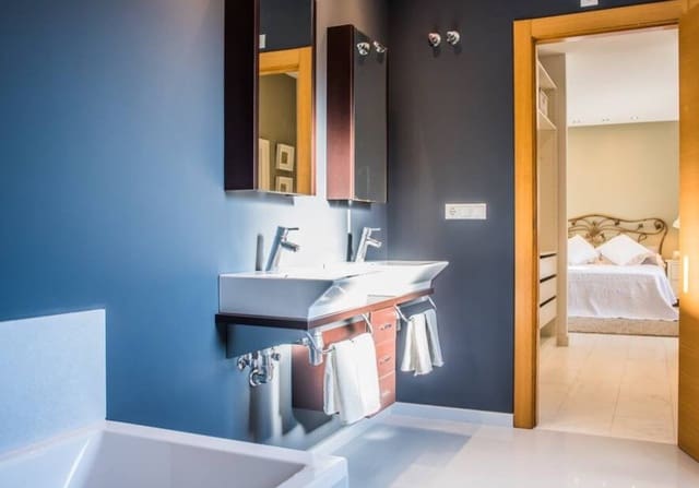 4 sypialnia Willa na sprzedaż w Albir z basenem - 990 000 € (Ref: 8253163)