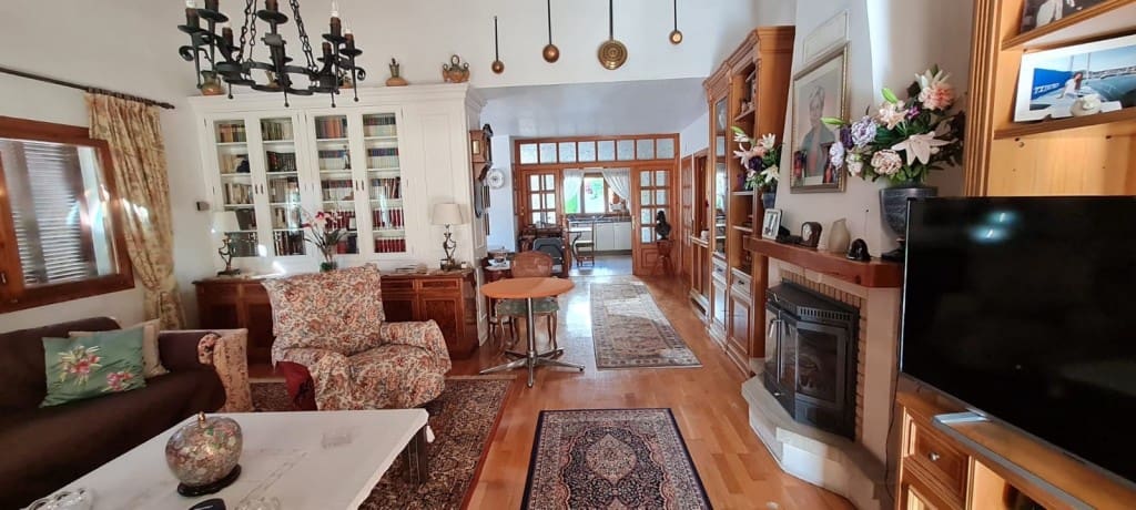 6 soverom Villa til salgs i Benidorm - € 745 000 (Ref: 8382328)