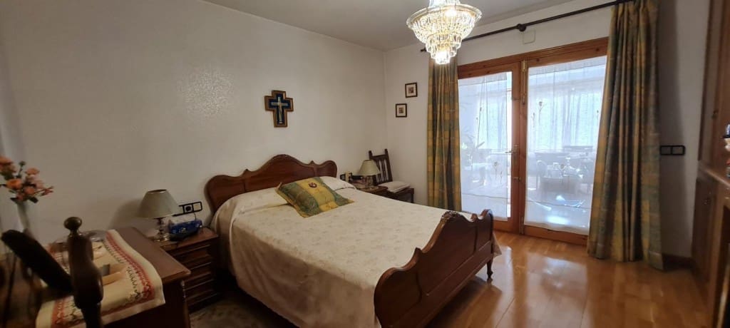 6 soverom Villa til salgs i Benidorm - € 745 000 (Ref: 8382328)