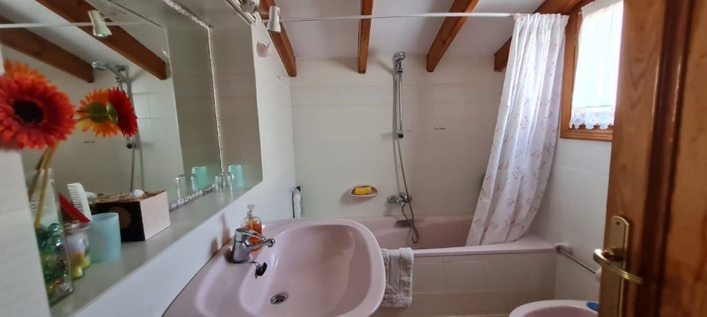 6 soverom Villa til salgs i Benidorm - € 745 000 (Ref: 8382328)