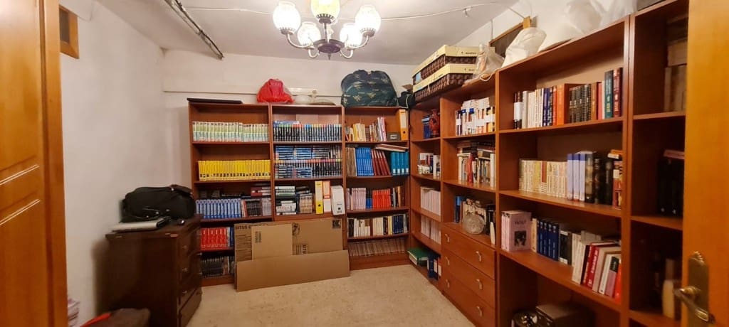 6 soverom Villa til salgs i Benidorm - € 745 000 (Ref: 8382328)