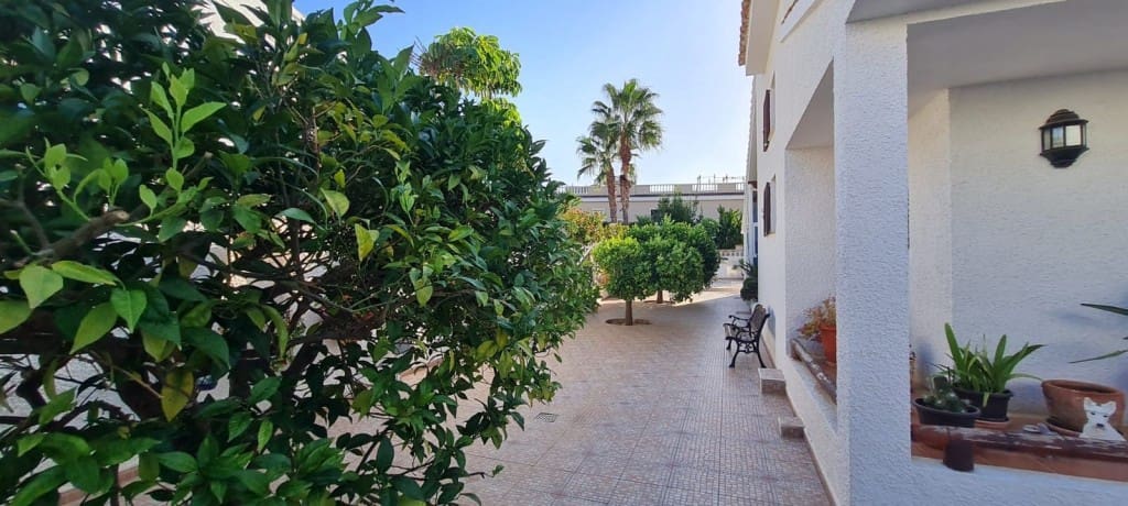 6 soverom Villa til salgs i Benidorm - € 745 000 (Ref: 8382328)