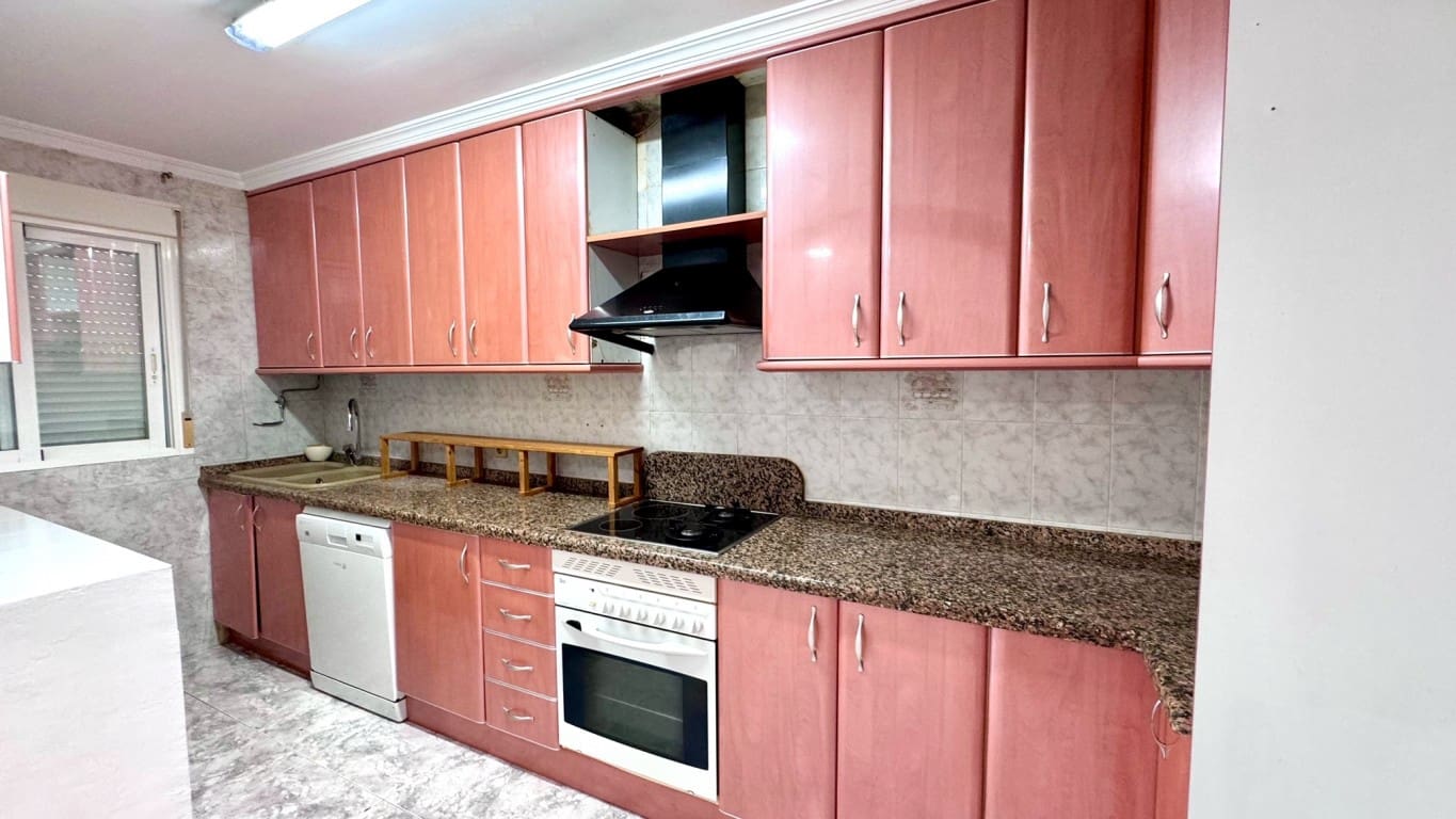 3 makuuhuone Huvila myytävänä paikassa La Nucia mukana uima-altaan - 255 000 € (Ref: 8481806)