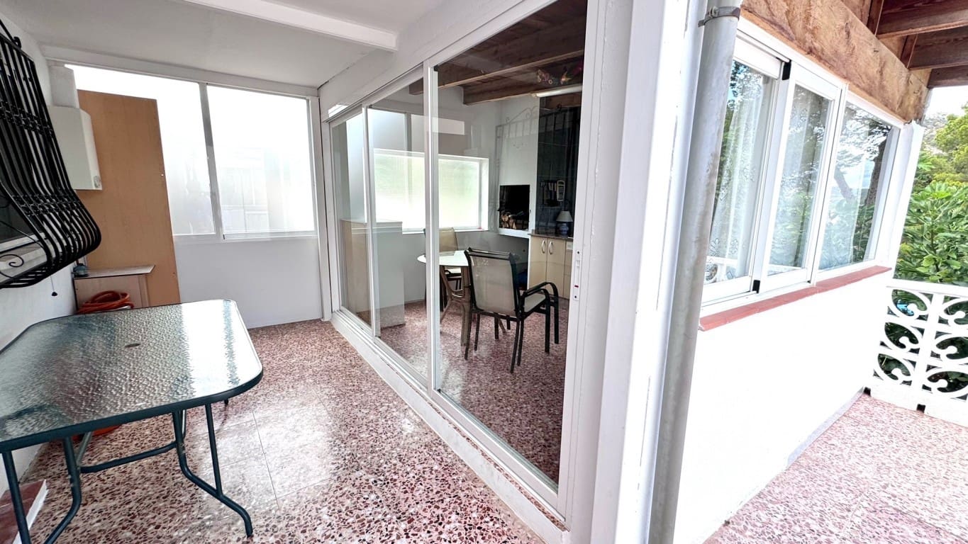 3 makuuhuone Huvila myytävänä paikassa La Nucia mukana uima-altaan - 255 000 € (Ref: 8481806)