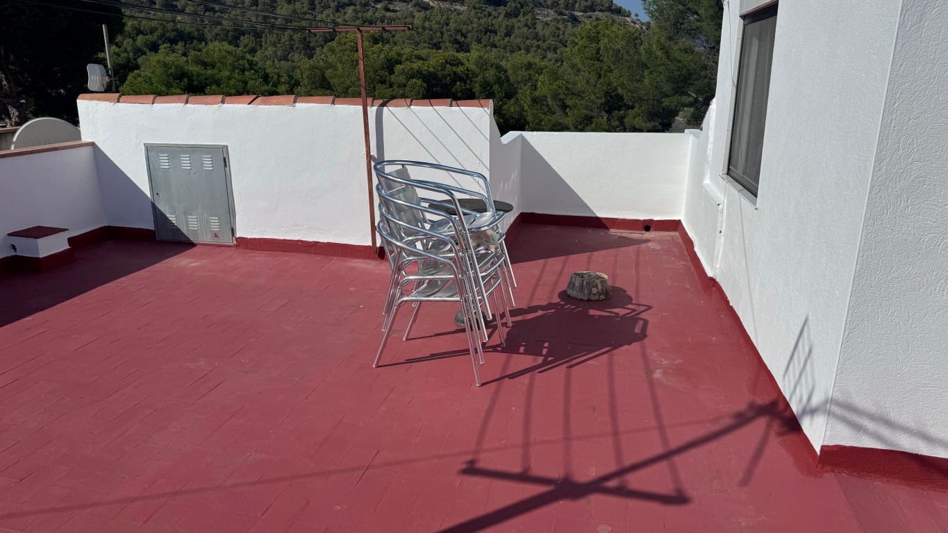 3 makuuhuone Huvila myytävänä paikassa La Nucia mukana uima-altaan - 255 000 € (Ref: 8481806)