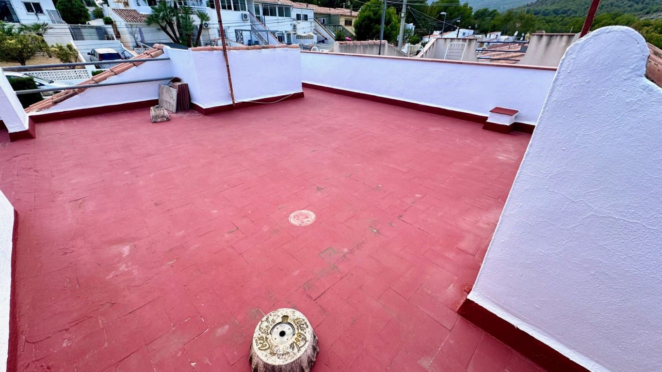 3 makuuhuone Huvila myytävänä paikassa La Nucia mukana uima-altaan - 255 000 € (Ref: 8481806)