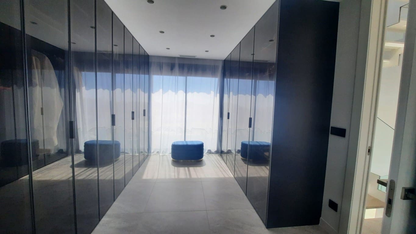 3 bedroom Villa for sale in Finestrat with pool - € 1,750,000 (Ref: 8598635)