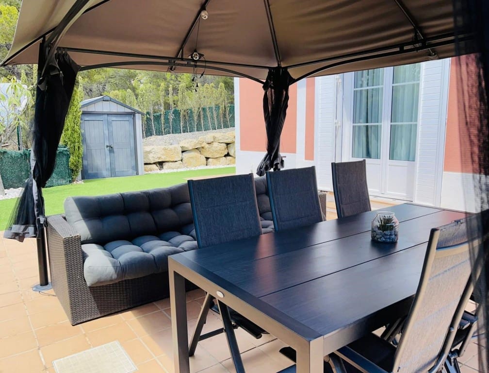 4 soverom Villa til salgs i Finestrat med svømmebasseng - € 810 000 (Ref: 8600858)