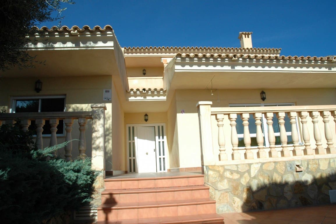 4 soverom Villa til salgs i Finestrat med svømmebasseng - € 590 000 (Ref: 8614173)