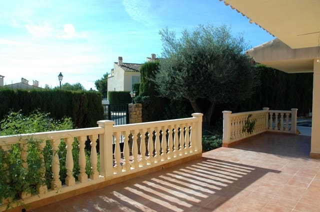 4 sovrum Villa till salu i Golf Bahía, Finestrat med pool - 590 000 € (Ref: 8614173)