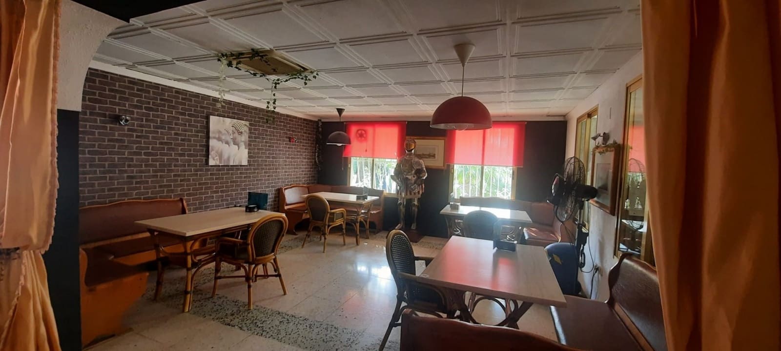 5 slaapkamer Commercieel te koop in La Nucia - € 550.000 (Ref: 8625345)