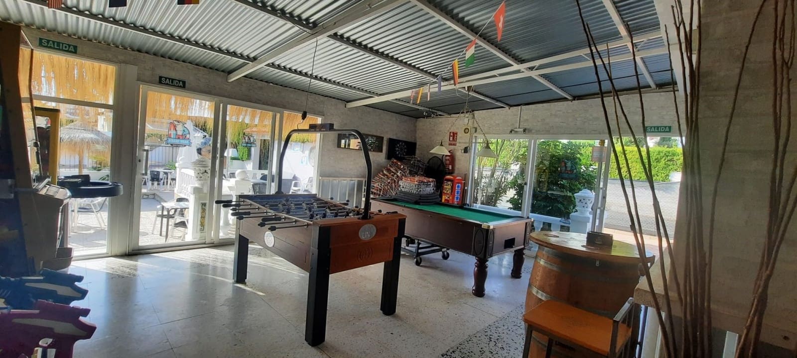 5 slaapkamer Commercieel te koop in La Nucia - € 550.000 (Ref: 8625345)