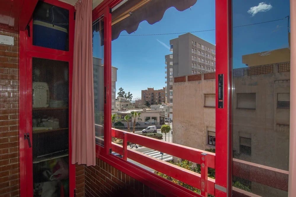 Apartamento de 3 habitaciones en La Villajoyosa / Vila Joiosa en venta con piscina - 340.000 € (Ref: 8665452)