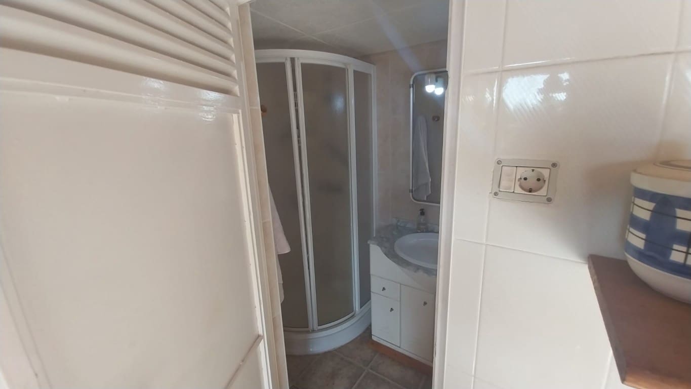 3 bedroom Villa for sale in Alfaz del Pi / L'Alfas del Pi with pool - € 350,000 (Ref: 8699062)