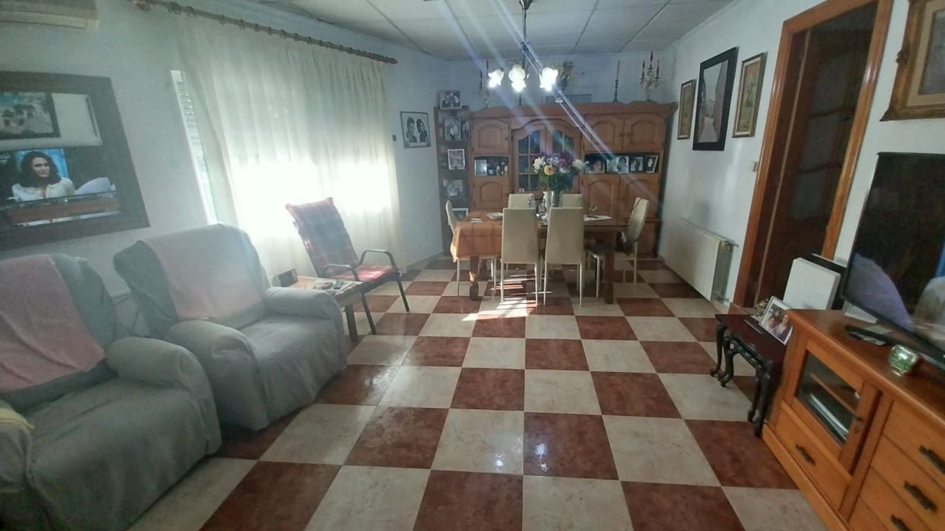 3 bedroom Villa for sale in Alfaz del Pi / L'Alfas del Pi with pool - € 350,000 (Ref: 8699062)