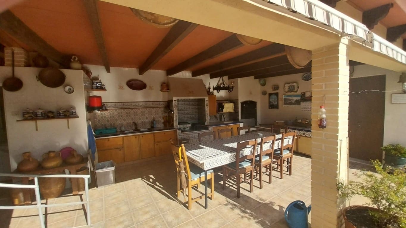 3 bedroom Villa for sale in Alfaz del Pi / L'Alfas del Pi with pool - € 350,000 (Ref: 8699062)