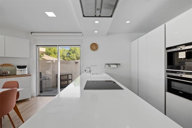 3 quarto Moradia para venda em Escandinavia - Cautivador, Alfaz del Pi / L'Alfàs del Pi com piscina - 598 000 € (Ref: 8707479)