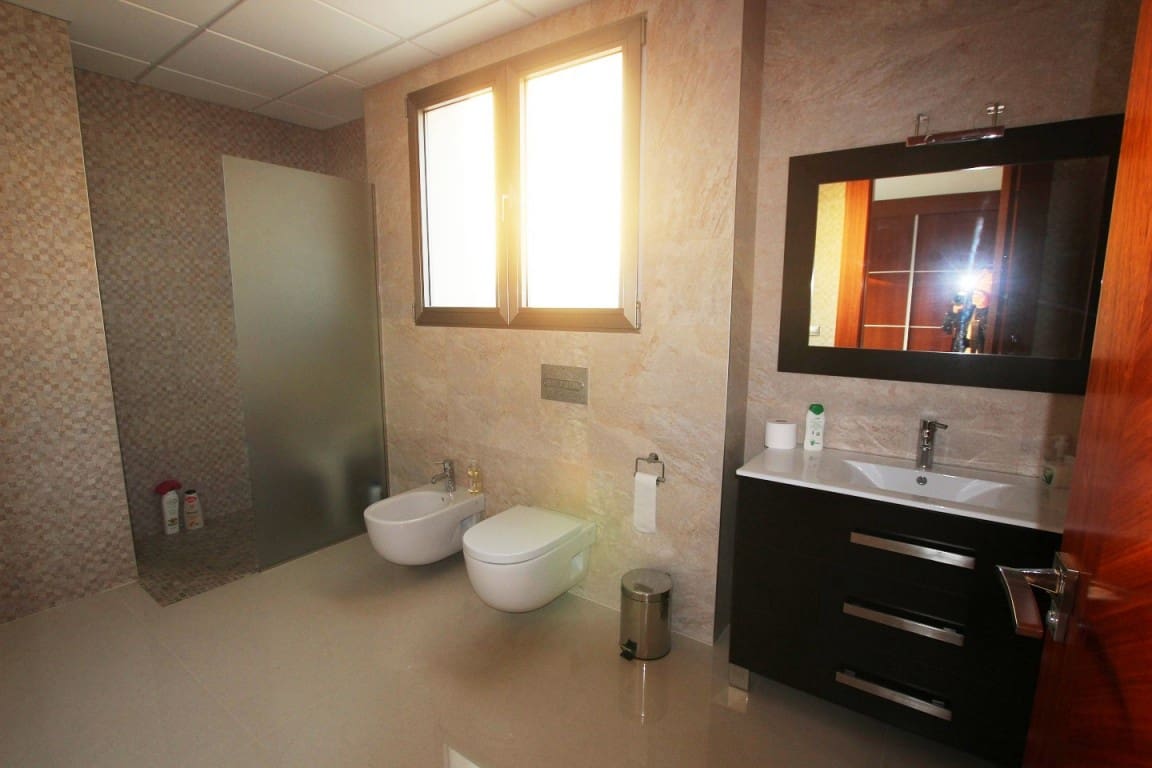 6 quarto Moradia para venda em Albir com piscina - 2 100 000 € (Ref: 8762451)